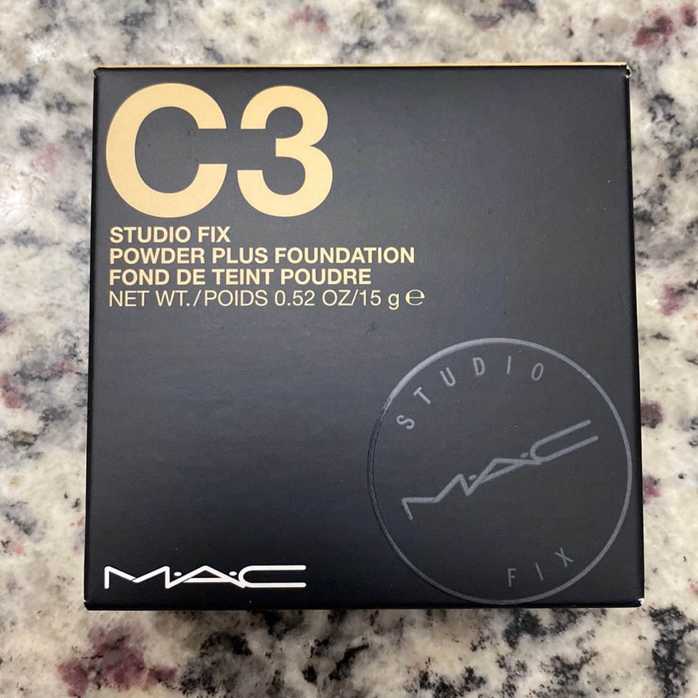 MAC Studio Fix C3